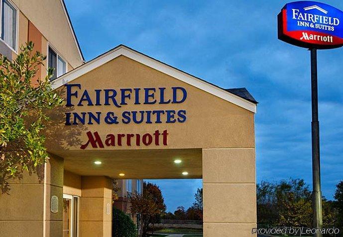 Comfort Inn & Suites Memphis Exterior photo
